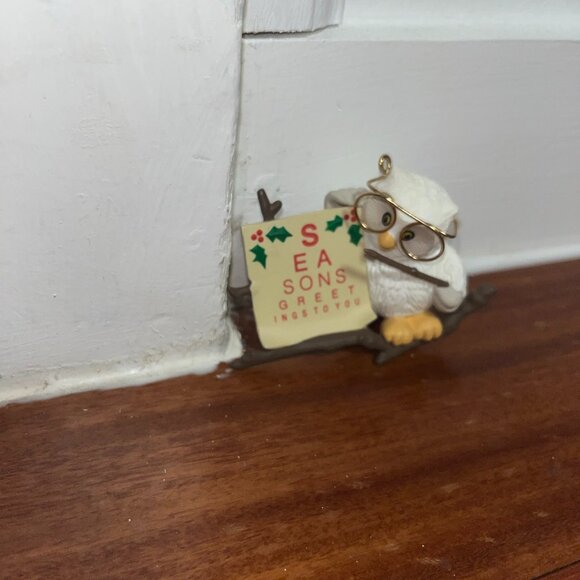 1987 Hallmark Keepsake Ornament Owliday Wish QX4559 - Picture 1 of 1